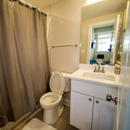 The Chey:Modern And Intimate Apartment Washington Exterior photo